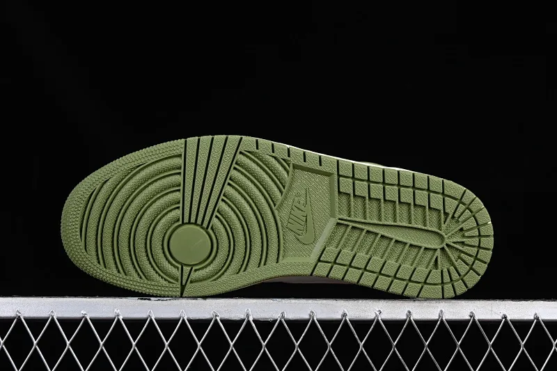 All categories Air Jordan Jordan series basketball shoes Air Jordan 1 High Air Jordan 1 High OG "Celadon" AJ1 Joe 1 deconstructed retro coconut milk green high-top basketball shoes FB9934-300